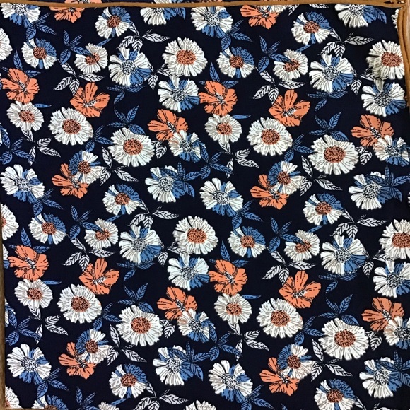 NAVY NECK SCARF with COLORED FLOWERS - Picture 5 of 5